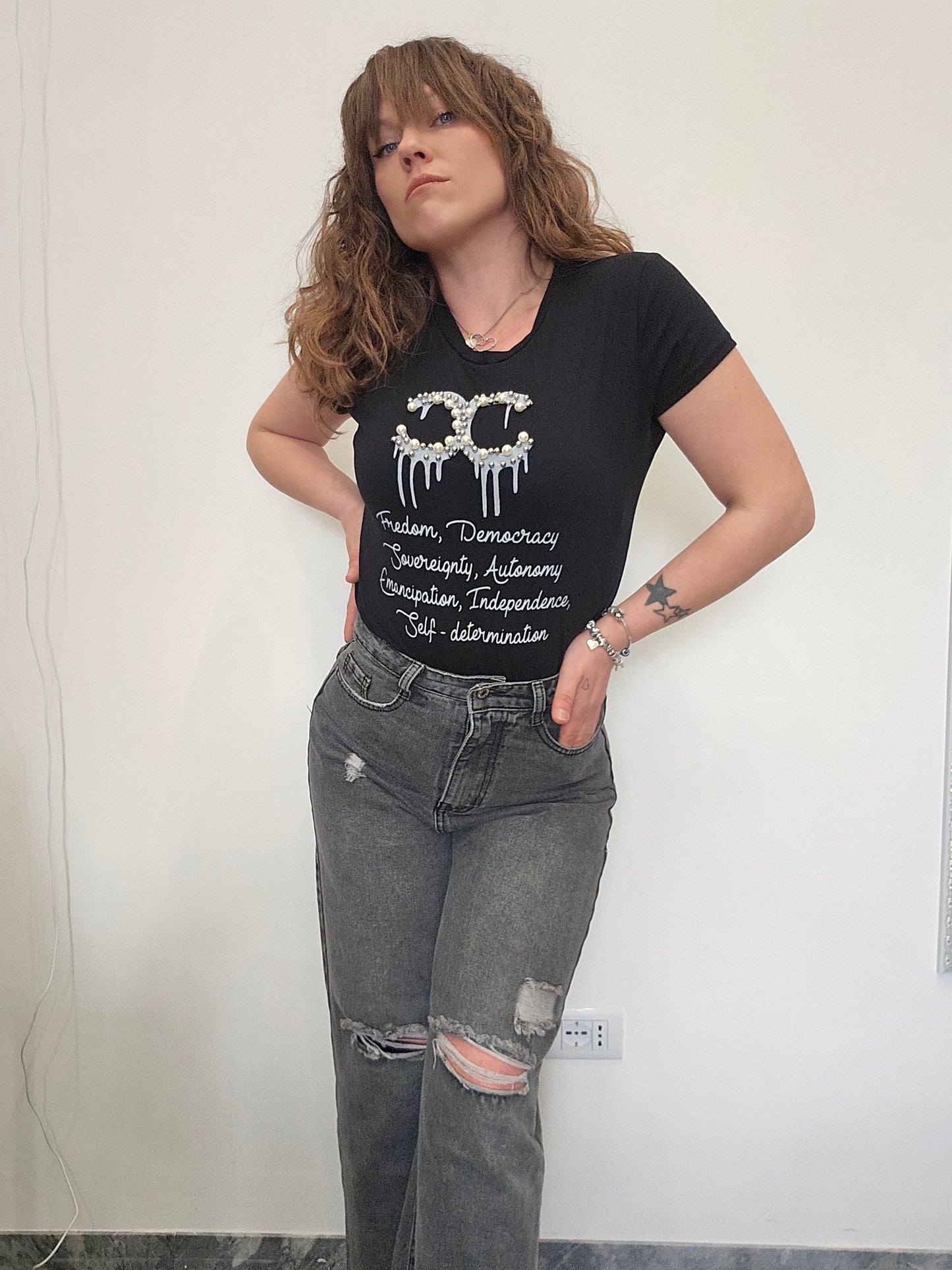 T-shirt Chanel con perle
